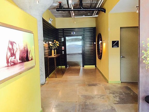 4th image of 1000 W 15th St Unit 316
