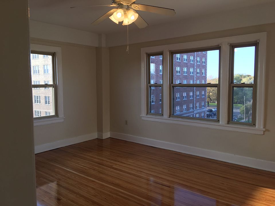 1st image of 1130 Parker St APT 511