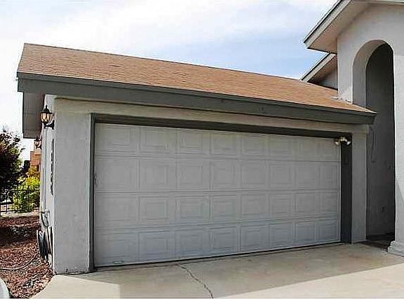 2nd image of 12069 Chato Villa Dr