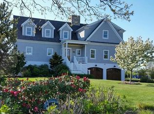 97 Beach St, East Falmouth, MA 02536