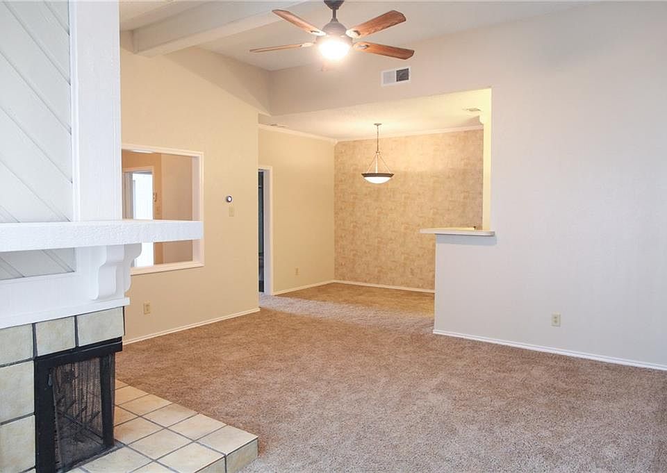 1st image of 2104 Count Fleet Dr Unit 713