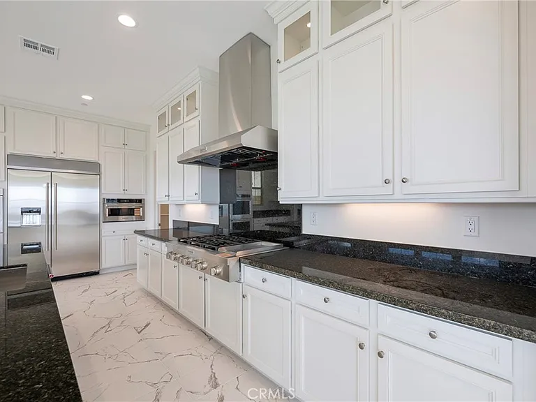 21204 Currant Ct — Photo 28