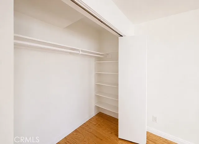 337 S Elm Dr #1 — Photo 24