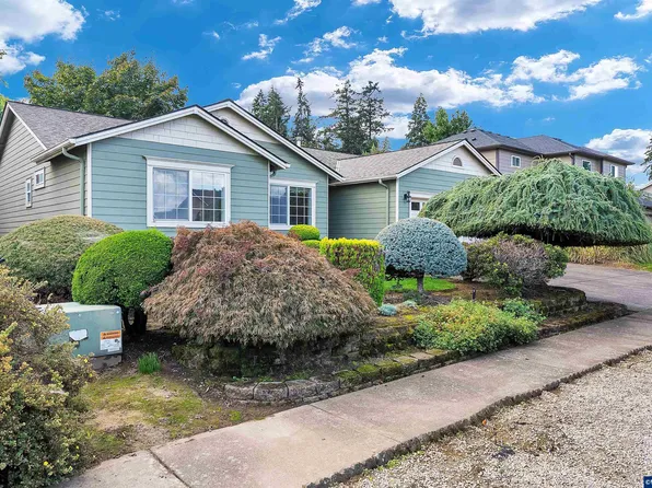 4236 Geranium Ave NE, Salem, OR 97305