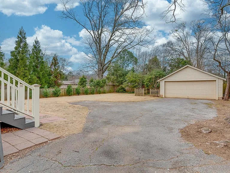 115 Cureton St — Photo 42