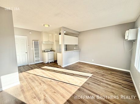 1st image of 3612 Midvale Ave #212A