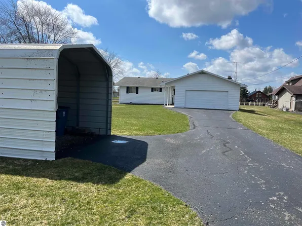 716 E Allen Ct, Au Gres, MI 48703