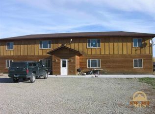 6 Overlook Rd #1A, Emigrant, MT 59027