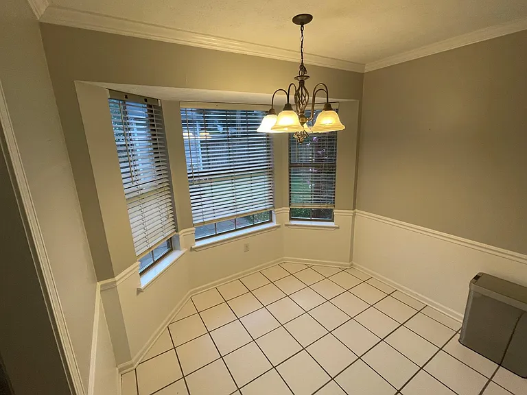 1717 Point West Dr — Photo 13