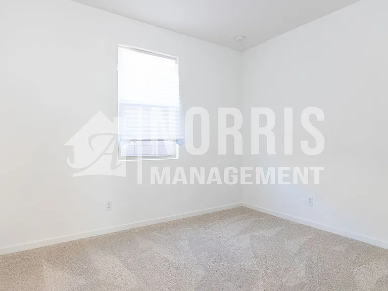 247 S San Gregorio Ln — Photo 14