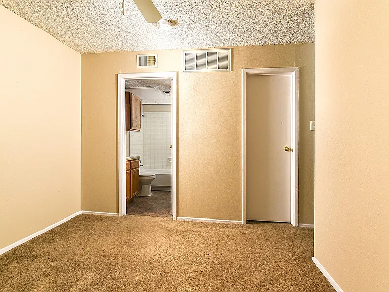 Efficiency - A Floor Plan - Bedroom