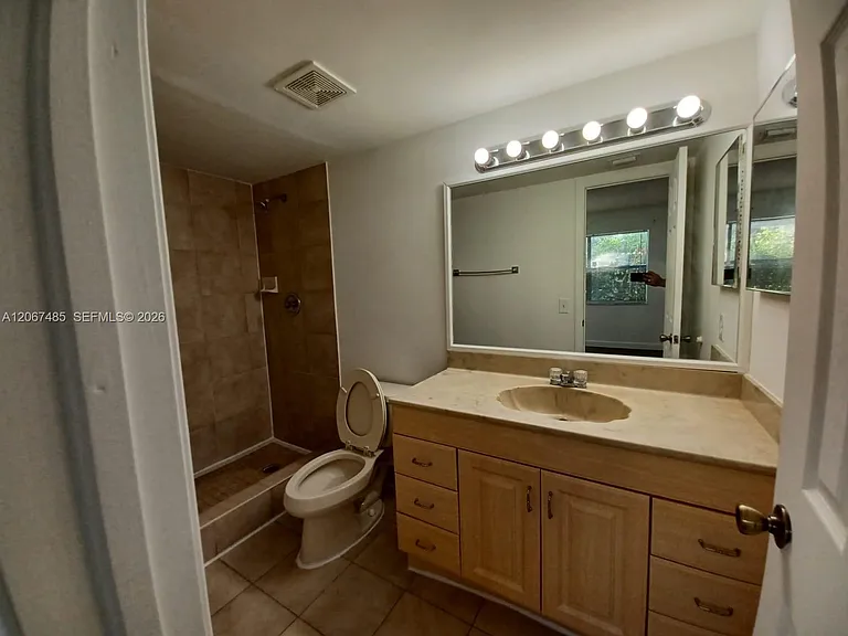 11120 Royal Palm Blvd #4-10 — Photo 12