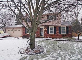 4 Thomas Cir, Fairport, NY 14450