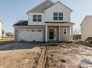 7059 Twin Lakes Rd, Perrysburg, OH 43551