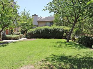 26122 Alizia Canyon Dr UNIT A, Calabasas, CA 91302