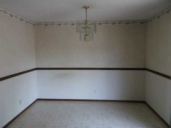 4th image of 6505 Ellesmere Dr