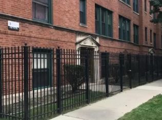 1827 E 72nd St #1B, Chicago, IL 60649