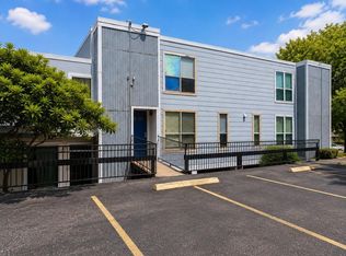 781 Country Place Dr APT 2032, Houston, TX 77079