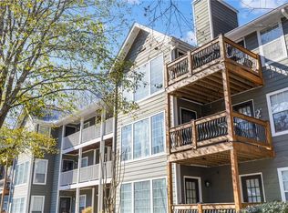 514 Berkeley Woods Dr, Duluth, GA 30096