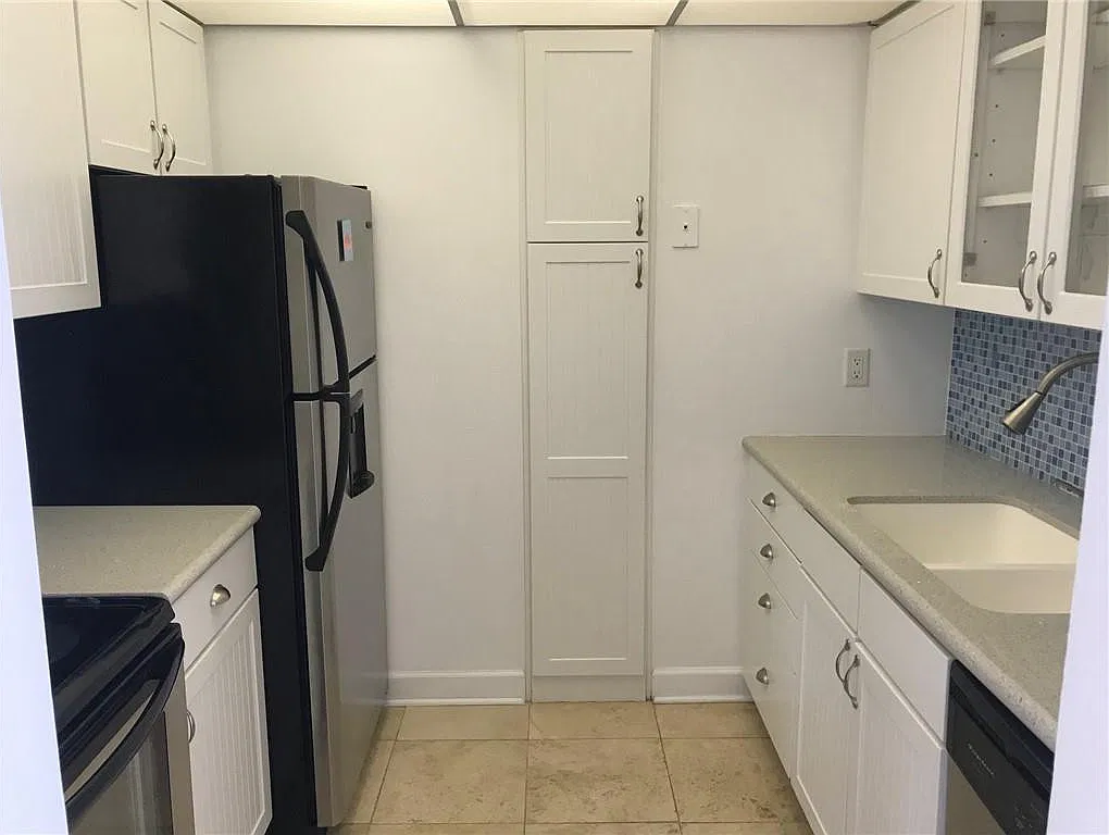 1 bed, 1.0 bath, 721 sqft, $2,200 — Photo 3