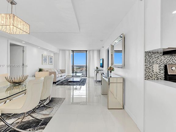 3rd image of 20515 E Country Club Dr APT 2242