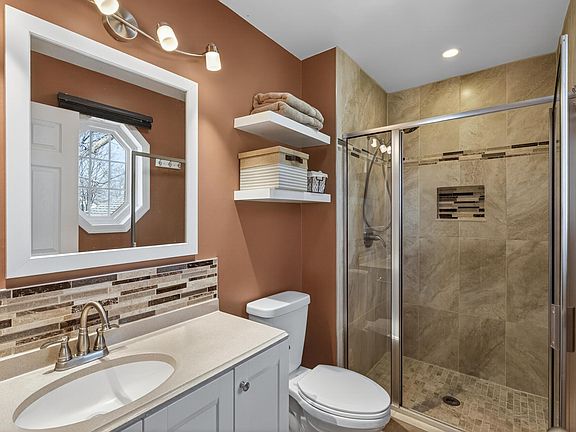 5th image of 10597 61st St NE