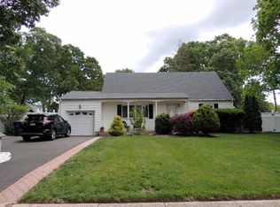 991 Green Hill Blvd, Toms River, NJ 08753