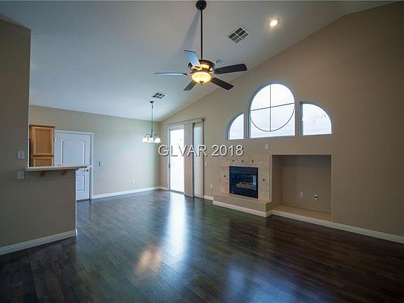 4th image of 8746 Villa Ariel Ln