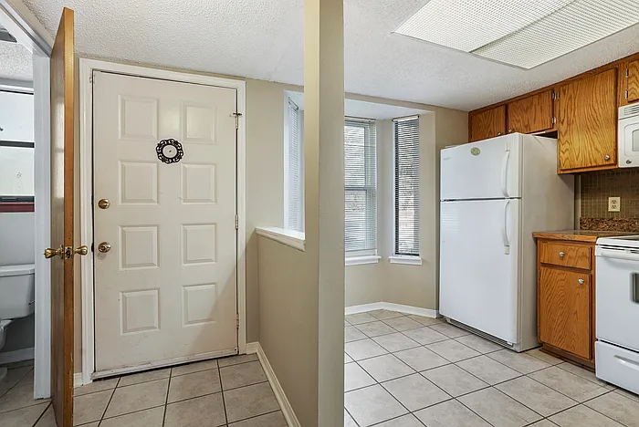3517 Peeler Rd #23 — Photo 11