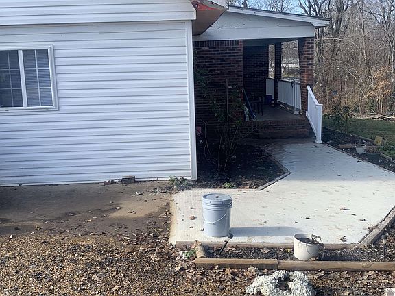4th image of 207 Shelby Dr