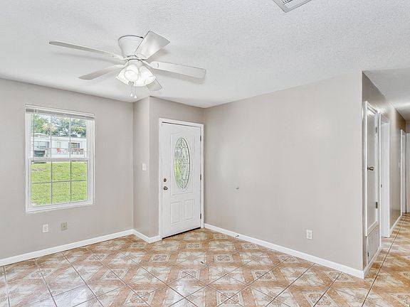 4th image of 6421 Myrtle Hill Cir
