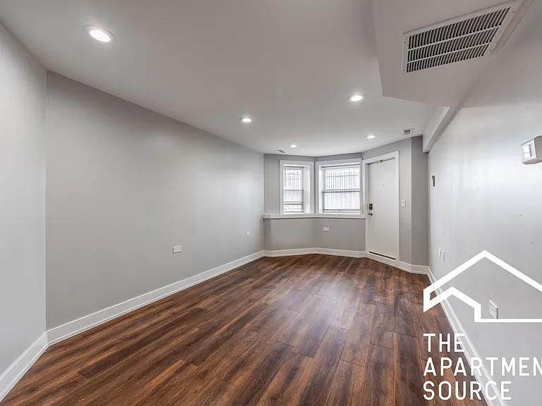 3328 W Congress Pkwy #G — Photo 4