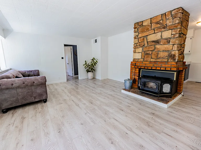 3227 Salton Vista Dr — Photo 10