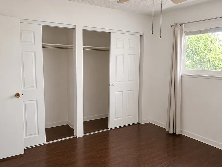 1203 Colby Dr — Photo 11