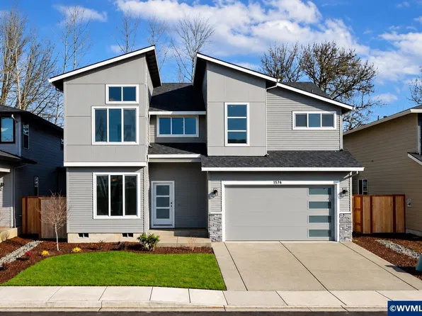 237 NW Newcastle St, Dallas, OR 97338