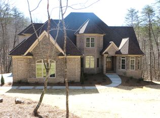 7345 Hidden View Dr., Oak Ridge, NC 27310