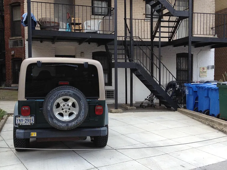 Optional parking behind the building for extra charge, depending on waitlist availability. Covered garage located half block away as welll.
