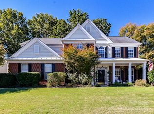 10928 Knight Castle Dr, Charlotte, NC 28277