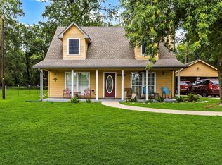 226 Crest Ln, Onalaska, TX 77360