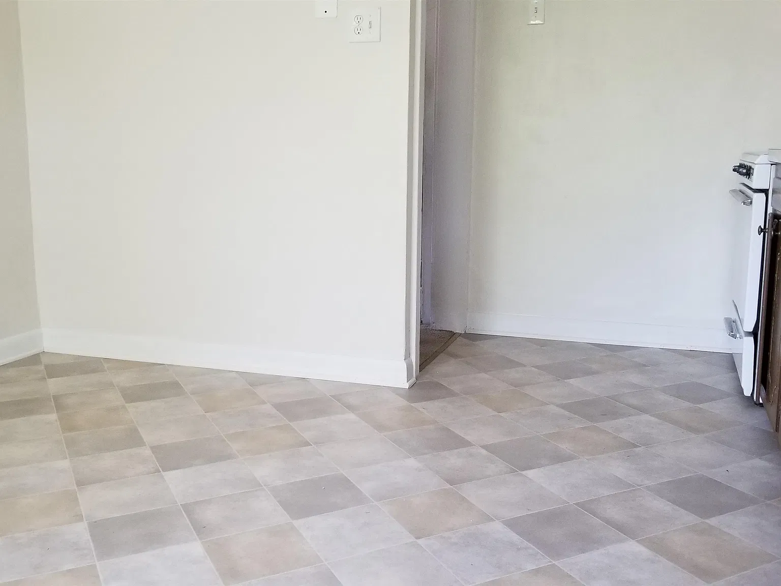 1 bed, 1.0 bath, $1,600 — Photo 4