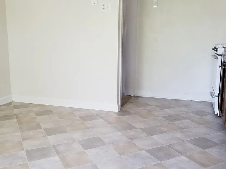 683 Avenue E #2 — Photo 4