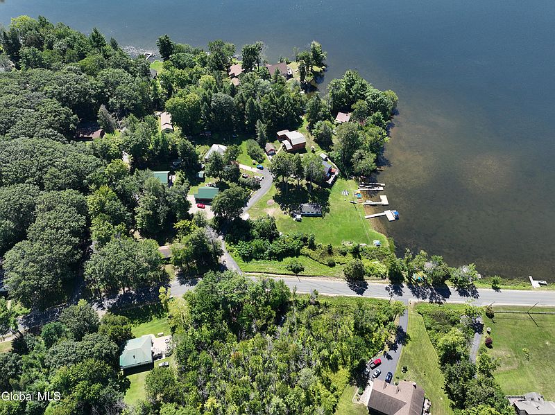 5th image of L1 Lake Road