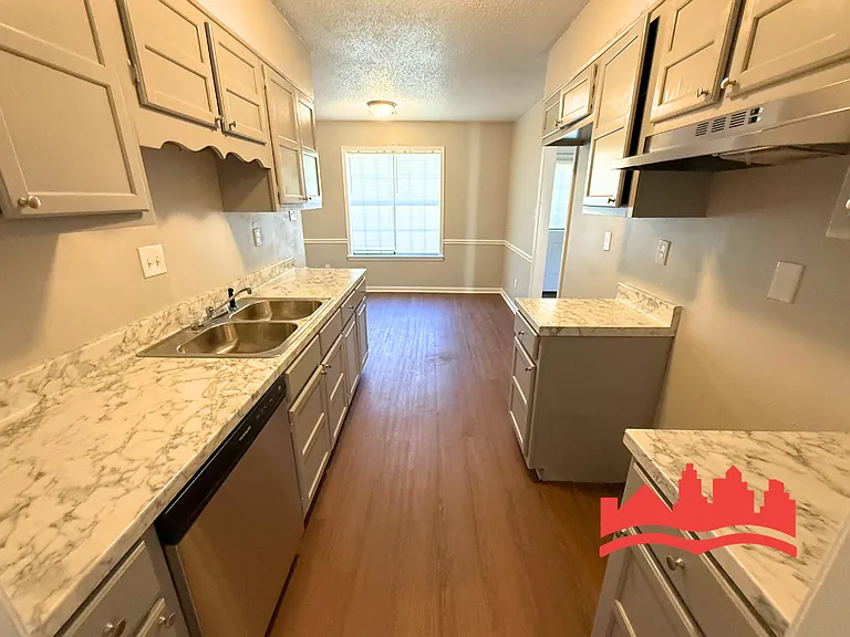 6786 Greenbark Dr — Photo 7