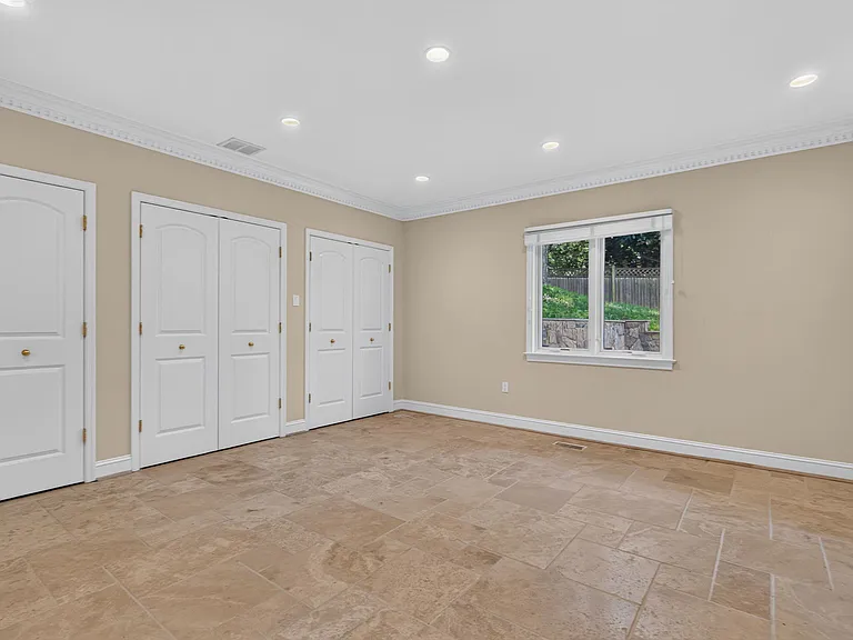6216 Goodview St — Photo 35