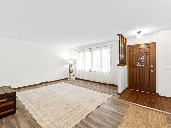 5th image of 509 Winn Rd