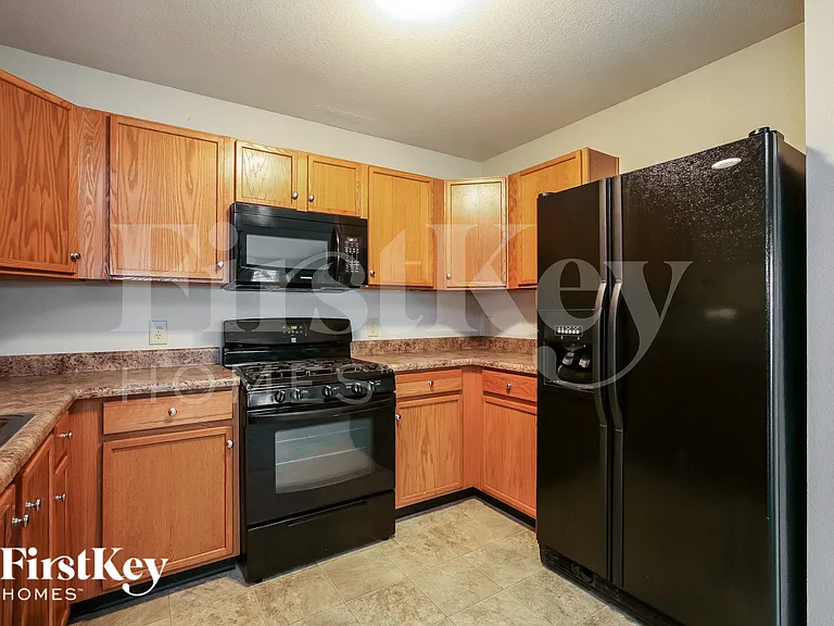 10094 Golden Dr — Photo 10