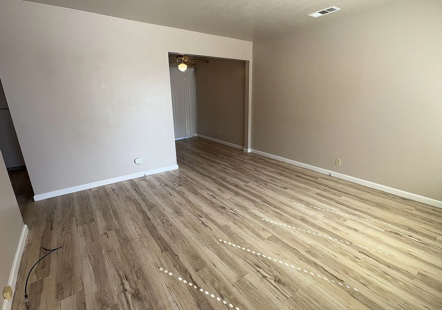 One story 2 Bedroom Duplex on Celeste and Oakdale Rd in Modesto — Photo 3