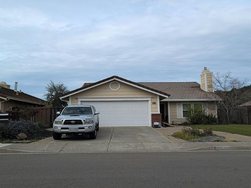 1st image of 19450 Clement Dr
