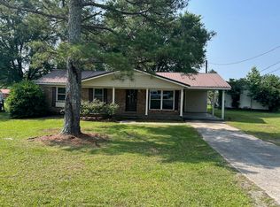 901 Allen St, Talladega, AL 35160
