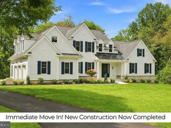 102 Knoxlyn Farm Dr #A, Kennett Square, PA 19348